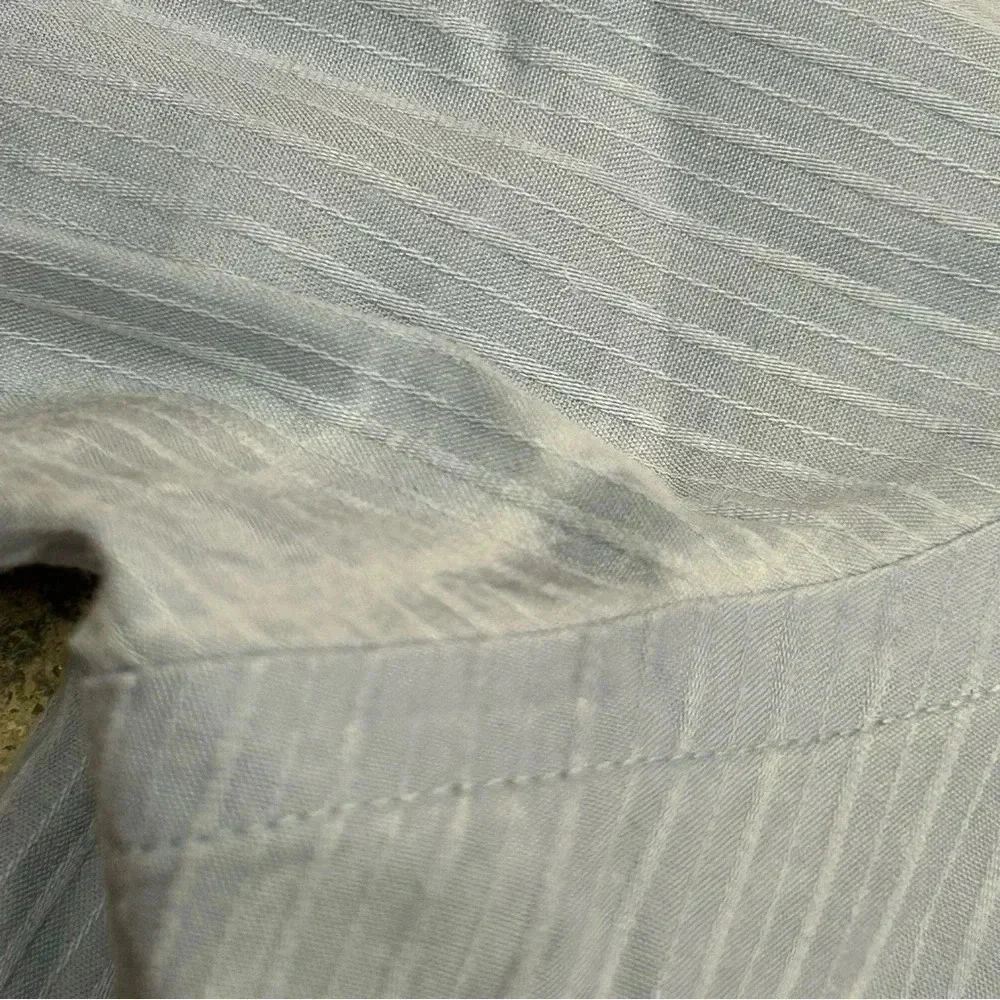 Banana Republic‎ Men’s Large Button Down Dress Shirt Light Blue Good Condition
